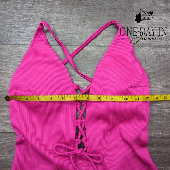 Cupshe Ribbed Lace Up Front Swimsuit Size M - Picture 5 of 7